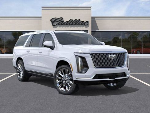 New 2026 Cadillac Escalade ESV Luxury w/ LPO, Radiant Package AWD/4WD image 31