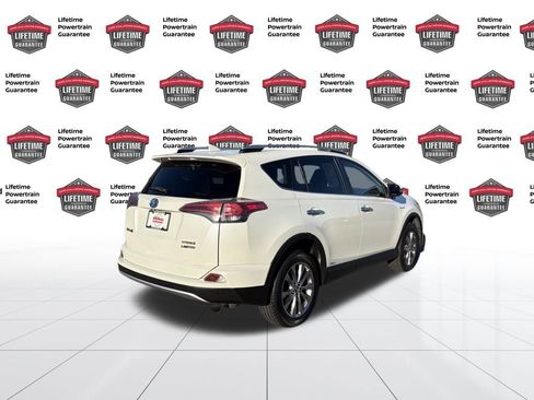 Used 2016 Toyota RAV4 Limited image 6