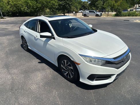 Used 2017 Honda Civic EX image 8