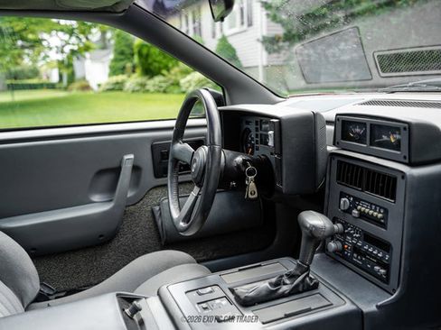 Used 1988 Pontiac Fiero GT RWD image 30