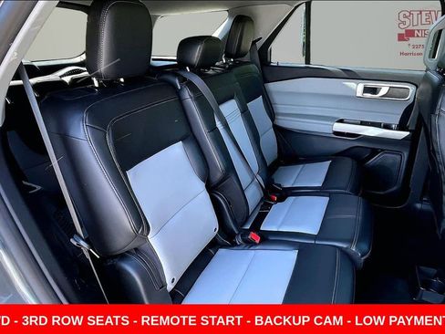 Used 2022 Ford Explorer XLT w/ Equipment Group 202A AWD/4WD image 24