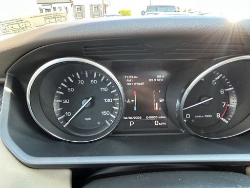 Used 2015 Land Rover Range Rover Sport HSE AWD/4WD image 34
