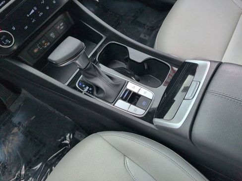 Used 2025 Hyundai Santa Cruz SEL FWD image 23