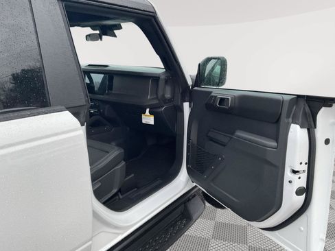 New 2025 Ford Bronco Badlands AWD/4WD image 20