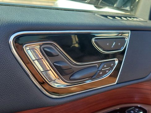 Used 2022 Lincoln Navigator Reserve RWD image 17