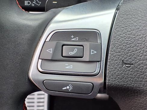 Used 2013 Volkswagen GTI Autobahn image 18