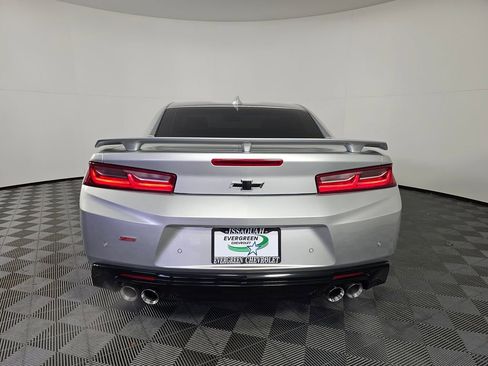 Used 2017 Chevrolet Camaro SS image 6