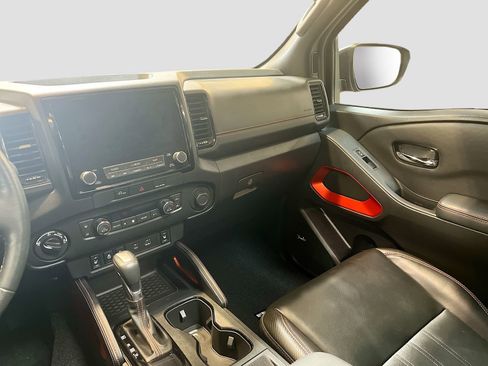 Used 2023 Nissan Frontier PRO-4X w/ Pro-4X Premium Package image 25
