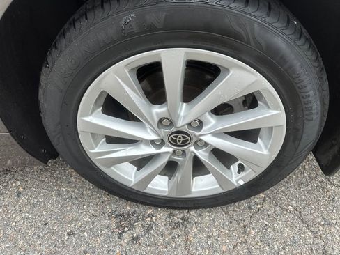 Used 2024 Toyota Camry LE image 13