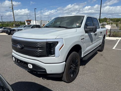 Used 2023 Ford F150 Lightning XLT w/ Max Trailer Tow Package image 5