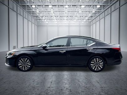 Used 2025 Nissan Altima 2.5 SV