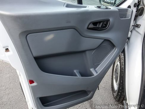 Used 2018 Ford Transit 150 XL RWD image 18