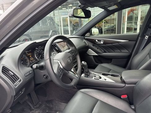 Used 2023 INFINITI Q50 Sensory image 9