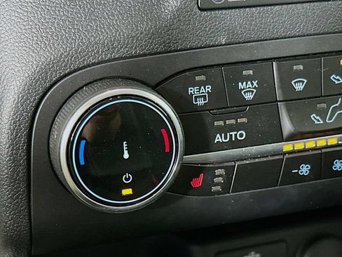 Certified 2025 Ford Escape Active w/ Cold Weather Package FWD image 28
