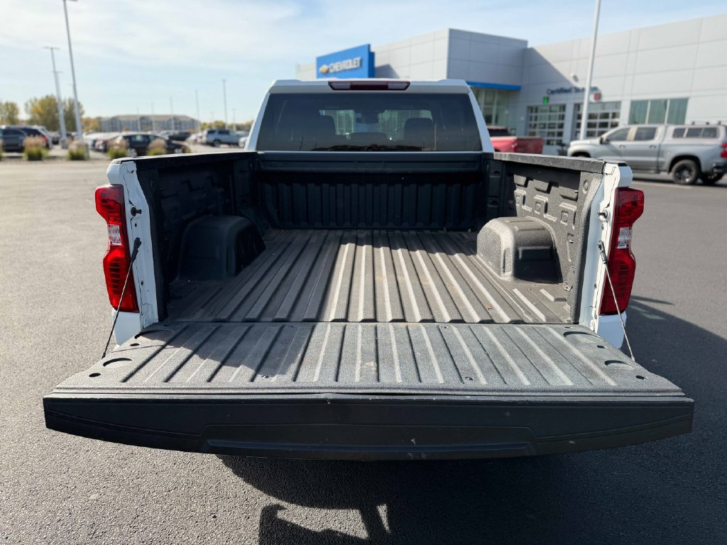 Used 2023 Chevrolet Silverado 1500 Custom AWD/4WD image 15
