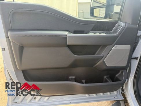 Used 2025 Ford F350 Lariat w/ Chrome Package AWD/4WD image 10