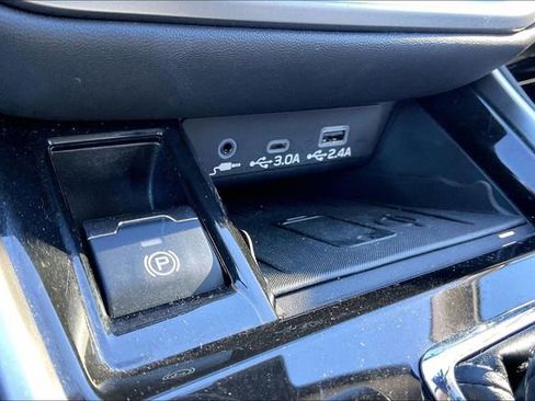 Used 2023 Subaru Legacy Limited image 33