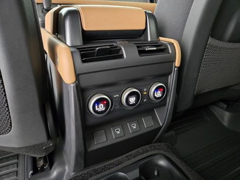 New 2025 Land Rover Defender 130 V8 AWD/4WD image 13