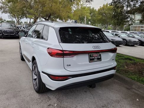 New 2025 Audi Q6 e-tron Premium Plus image 6