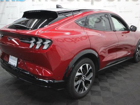 Used 2021 Ford Mustang Mach-E Premium image 6