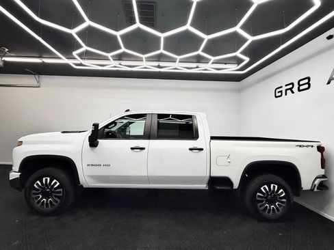 Used 2021 Chevrolet Silverado 2500 W/T w/ WT Convenience Package AWD/4WD image 4