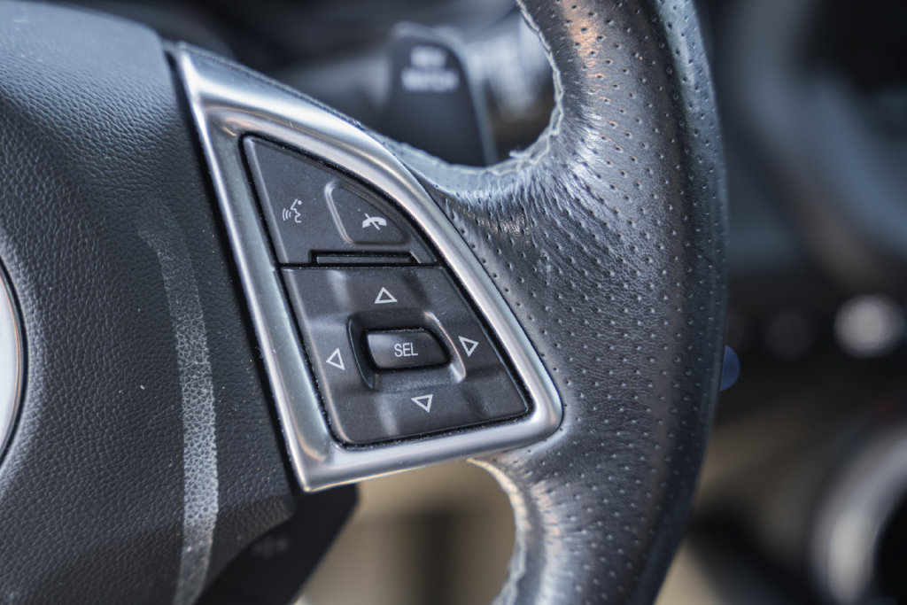 Used 2022 Chevrolet Camaro SS RWD image 28