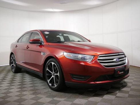 Used 2014 Ford Taurus SEL w/ Equipment Group 201A FWD image 1