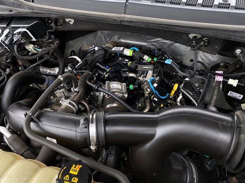 Certified 2019 Ford F150 XL w/ Equipment Group 101A Mid image 57