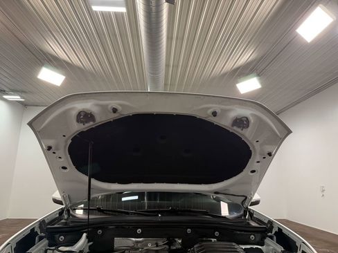 Used 2025 Volkswagen Atlas SE image 87