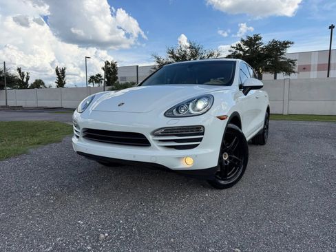 Used 2014 Porsche Cayenne AWD/4WD image 1