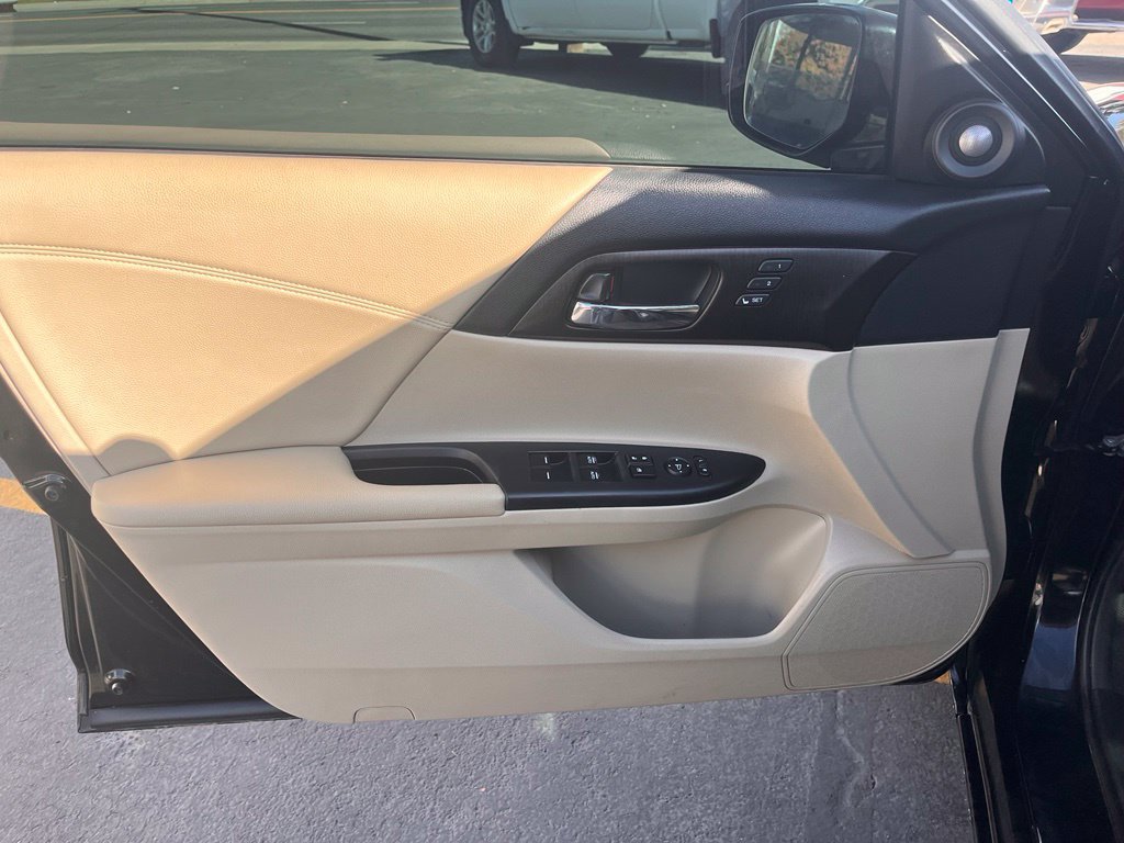 Used 2013 Honda Accord EX-L image 13