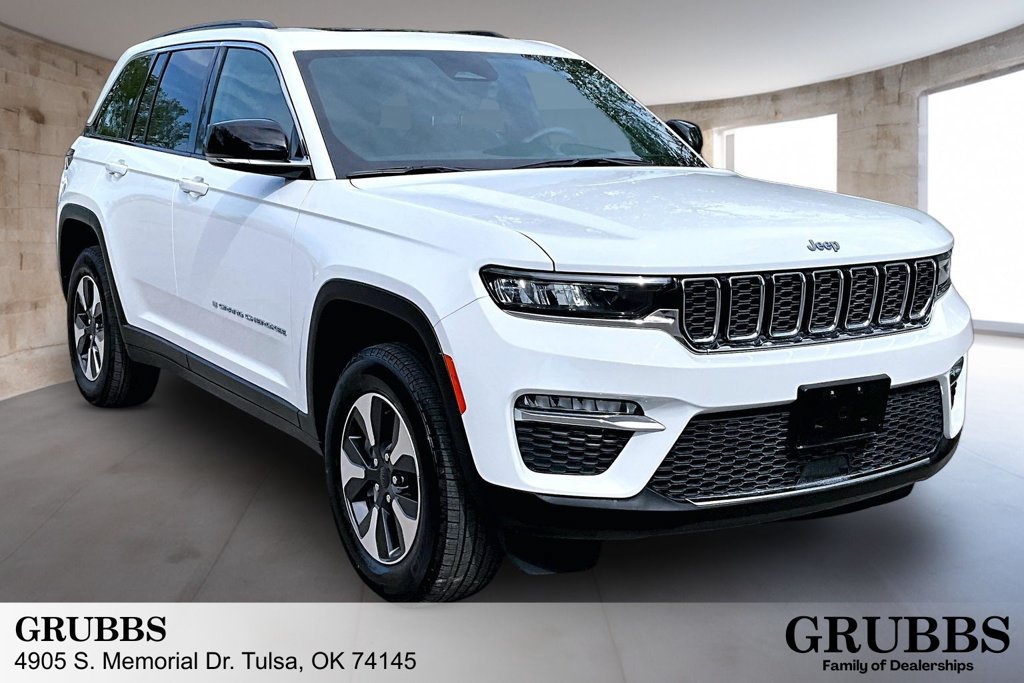 Used 2025 Jeep Grand Cherokee Limited 4xe AWD/4WD image 1