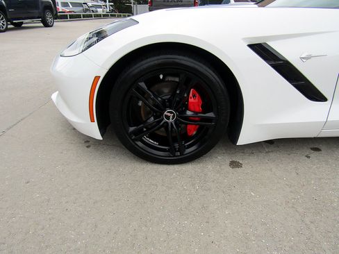Used 2016 Chevrolet Corvette Stingray Coupe w/ 2LT Preferred Equipment Group RWD image 20