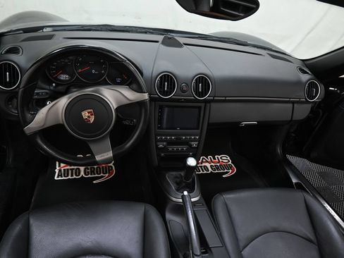 Used 2010 Porsche Boxster RWD image 4
