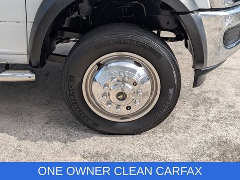 Used 2020 RAM 4500 Tradesman w/ Chrome Appearance Group RWD image 9