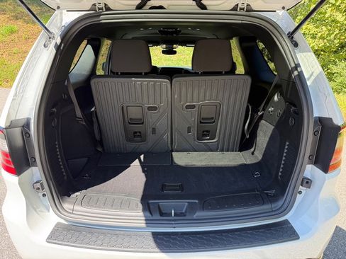 Used 2024 Dodge Durango SXT w/ Trailer Tow Group IV AWD/4WD image 17