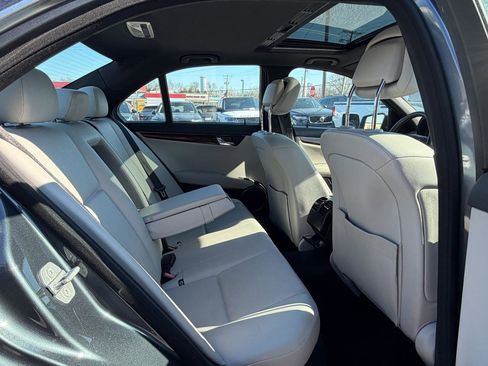 Used 2010 Mercedes-Benz C 300 4MATIC Sedan image 24