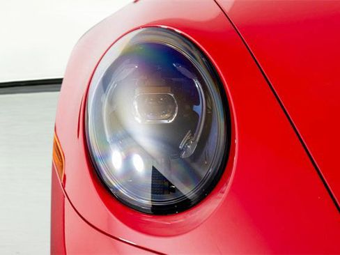 Used 2025 Porsche 911 Carrera 4 GTS image 24