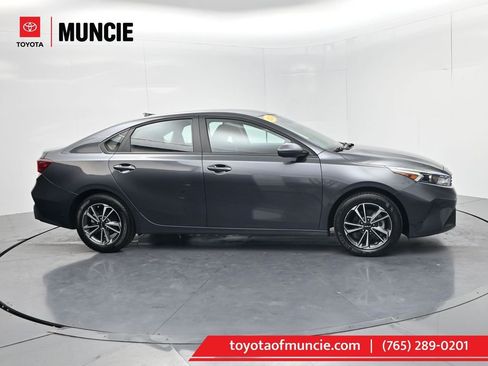 Used 2024 Kia Forte LXS FWD image 1