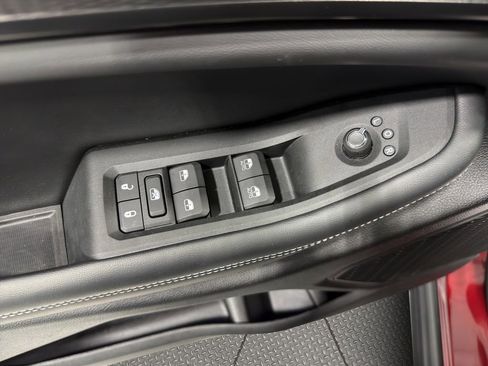 Used 2025 Jeep Grand Cherokee Altitude w/ MOPAR Finishing Package image 21