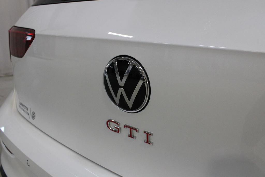 New 2026 Volkswagen GTI SE FWD image 31