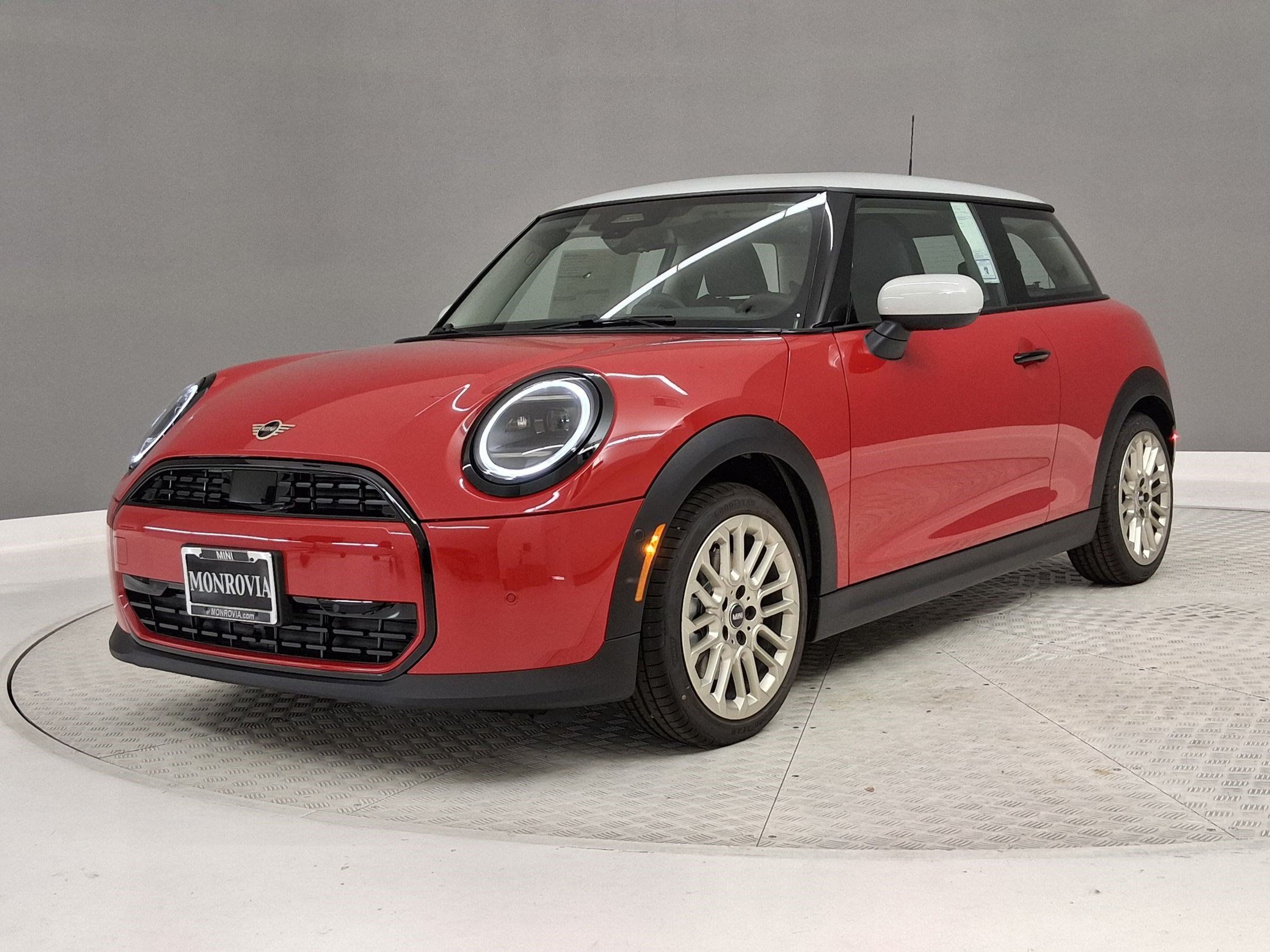 New 2026 MINI Cooper 2-Door Hardtop FWD image 29