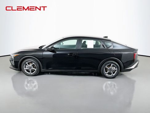 Used 2025 Kia K4 FWD image 5