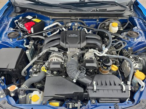 Used 2024 Toyota GR86 Premium image 21