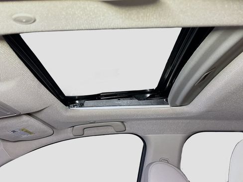 Used 2025 Honda CR-V EX-L image 31