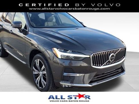 Used 2023 Volvo XC60 B5 Plus image 1