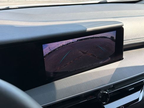 Certified 2025 Nissan Murano SV AWD/4WD image 22