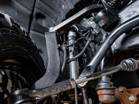 Used 2025 GMC Sierra 2500 AT4 w/ AT4 Premium Plus Package image 14