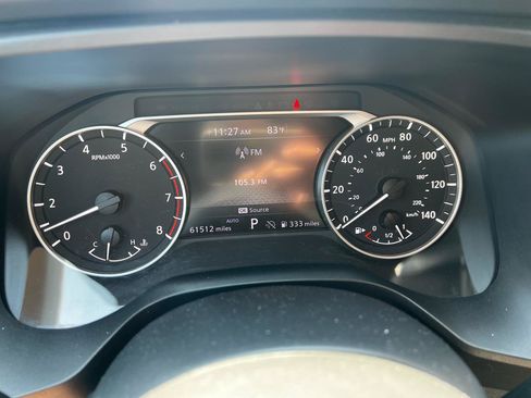 Used 2024 Nissan Rogue S AWD/4WD image 19