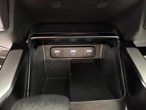 Used 2021 Kia Sorento LX FWD image 13
